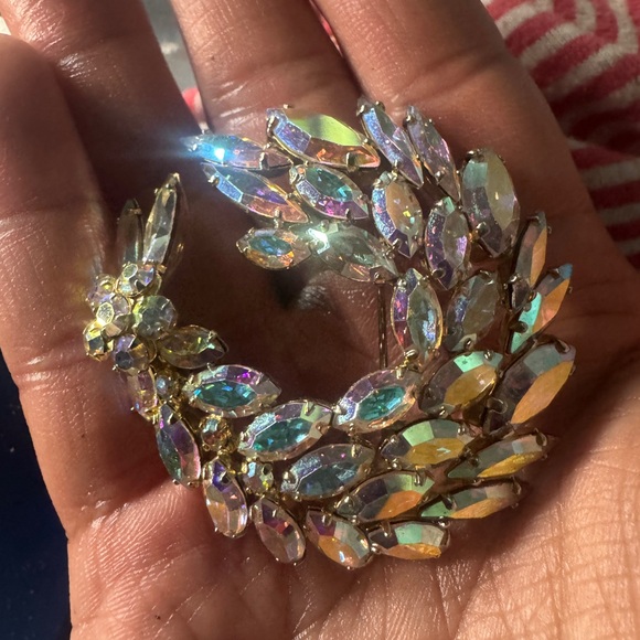 Sherman AB Rhinestone ‘prawn’ Brooch - Picture 10 of 10